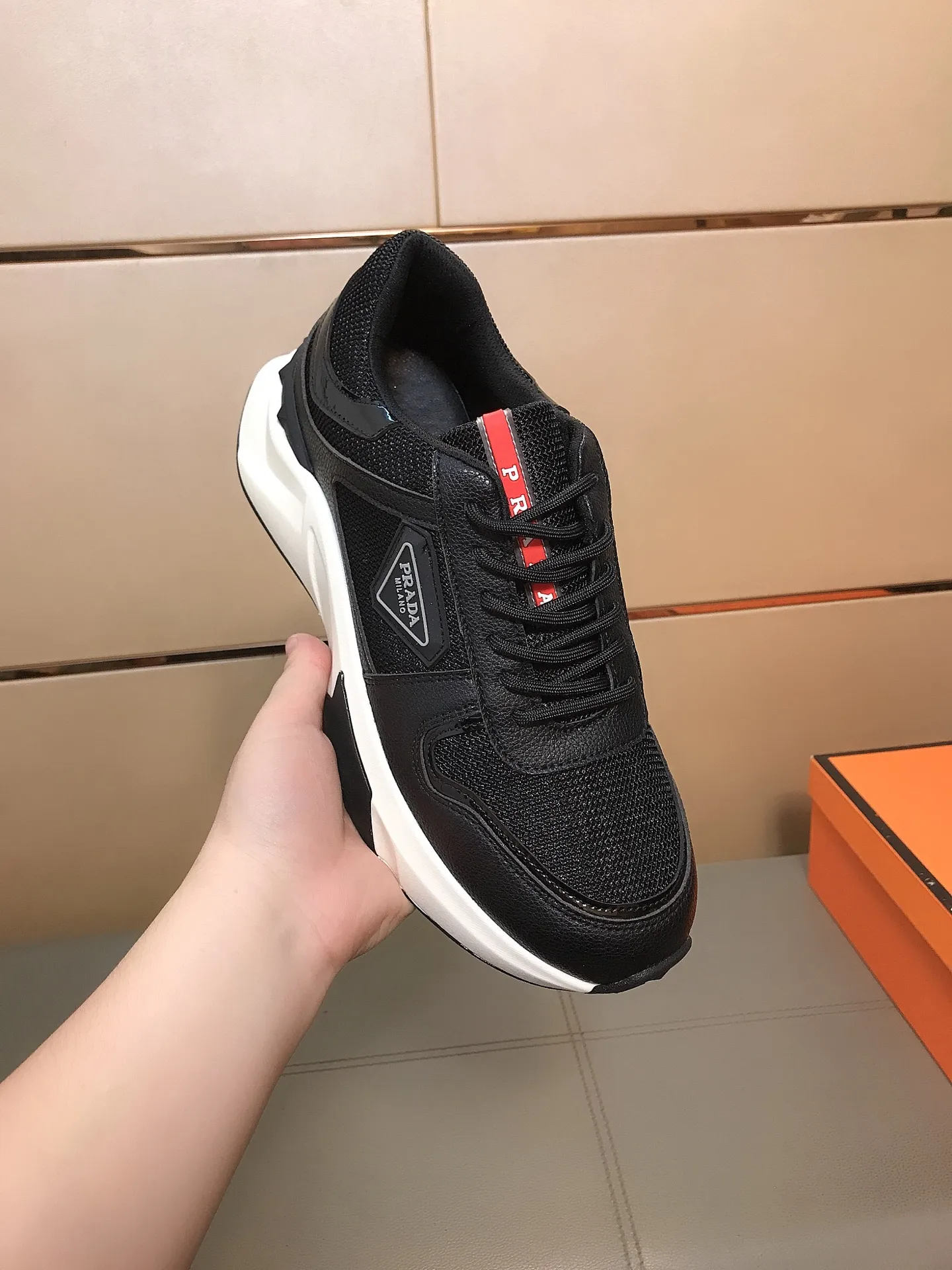 Ex-factory price 442 💎💎🆕Prada's latest casual and fashionable men's shoes👟hot style💥simple and elegant style, exclusive for trendy men. Unique latest brand elements👑, fashionable and generous, imported cowhide stitching and breathable fabrics, comfortable lining + sheepskin feet, super comfortable and wear-resistant outsole, classic model taken in kind, size: 38-44